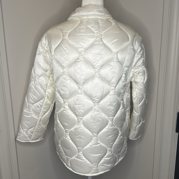 ASOS DESIGN onion quilt padded puffer jacket in white Size 6 Shacket - Picture 9 of 14